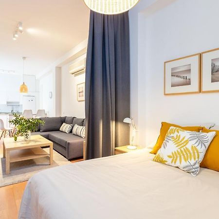 Apartamento Souviron Малага Екстериор снимка